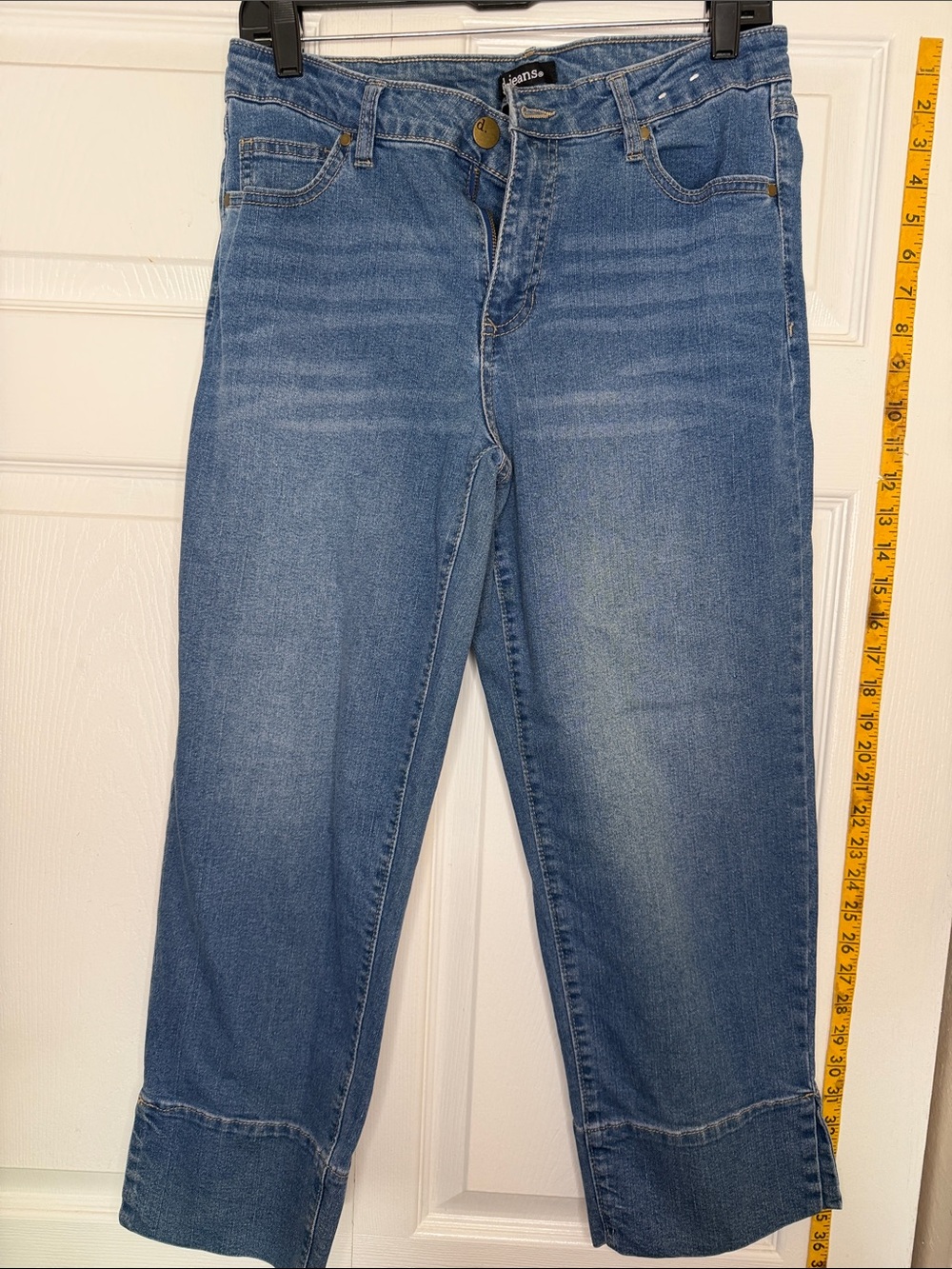 d. jeans Women's Straight Leg Mid Blue Denim Jeans